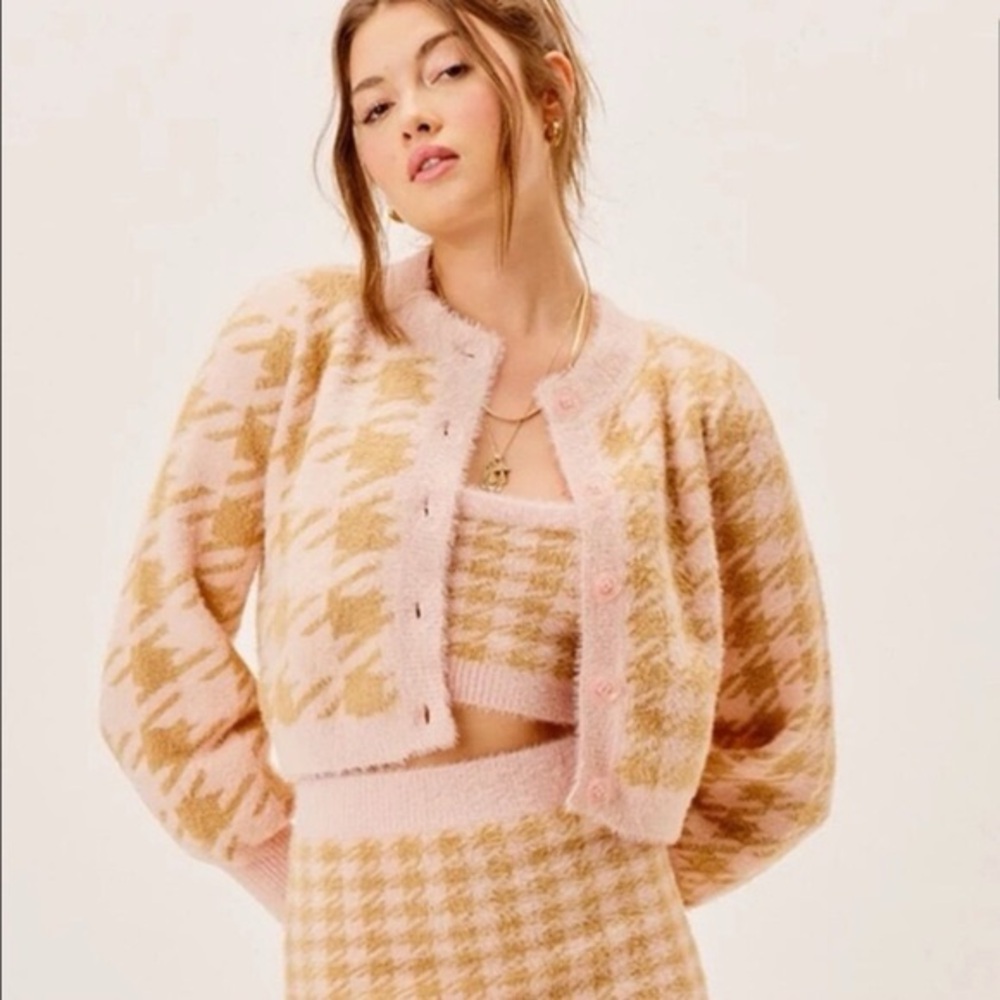 NWOT For Love And Lemons Cher Light Pink Houndstooth sweater size Small